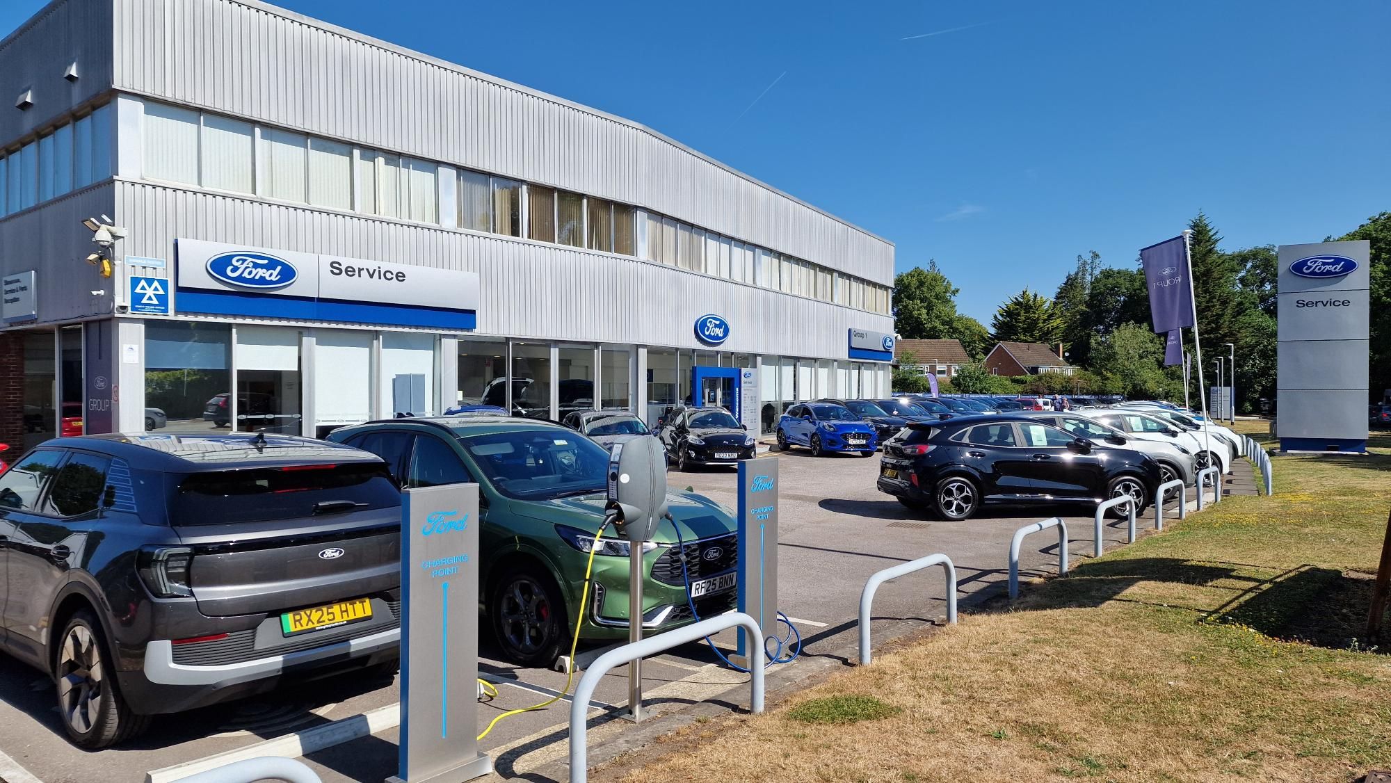 Group 1 Ford Wokingham | Car dealership in Wokingham | Autotrader